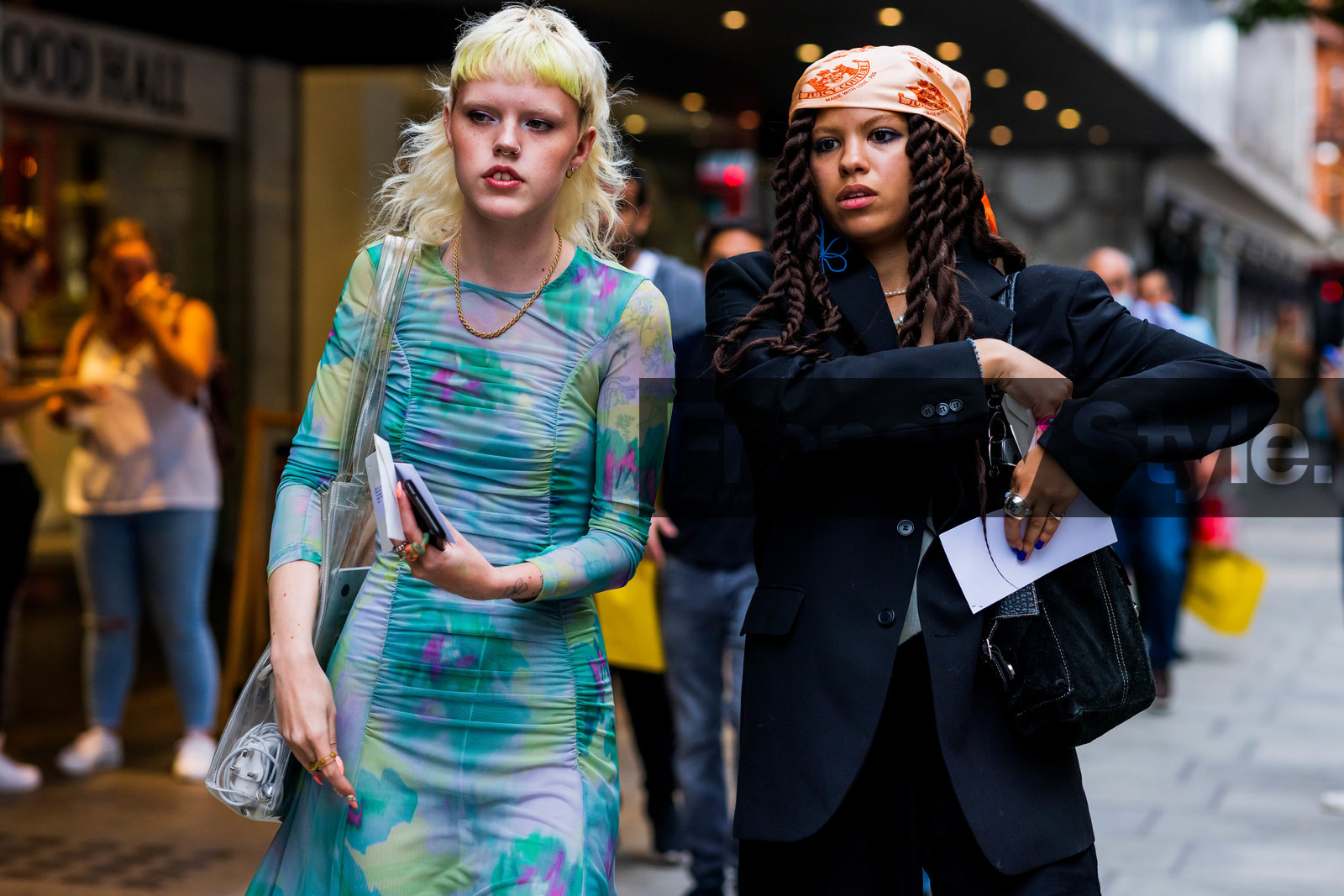 print, scarf, bandana, dress, black, blazer, fashion week, frenchystyle, FW, jonathan paciullo, street style, SPRING SUMMER 2022, SS 22, LFW, LONDON, horizontal, atmosphere details, detail