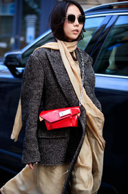 nude dress, beige dress, lavalliere collar, brown jacket, oversize jacket, used jacket, silk dress, red bag, red polish bag, polish bag, crossbody bag, silvered chain strap bag, metalic frame sunglasses, square shape glasses, margiela bag, PARIS, PFW, fashion week, frenchystyle, FW, jonathan paciullo, street style, SPRING SUMMER 2021, SS 21, vertical, atmosphere details, detail