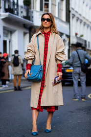 beige coat, blue bag, blue shoes, checked dress, graphic dress, high heels, leather bag, leather shoes, mulberry, plaid, printed dress, red dress, shirt dress, sunglasses, fashion week, frenchystyle, FW, jonathan paciullo, street style, LFW, LONDON, AUTUMN WINTER 2018-2019, AW 18-19, FALL WINTER 2018-2019, FW 18-19, vertical, full length