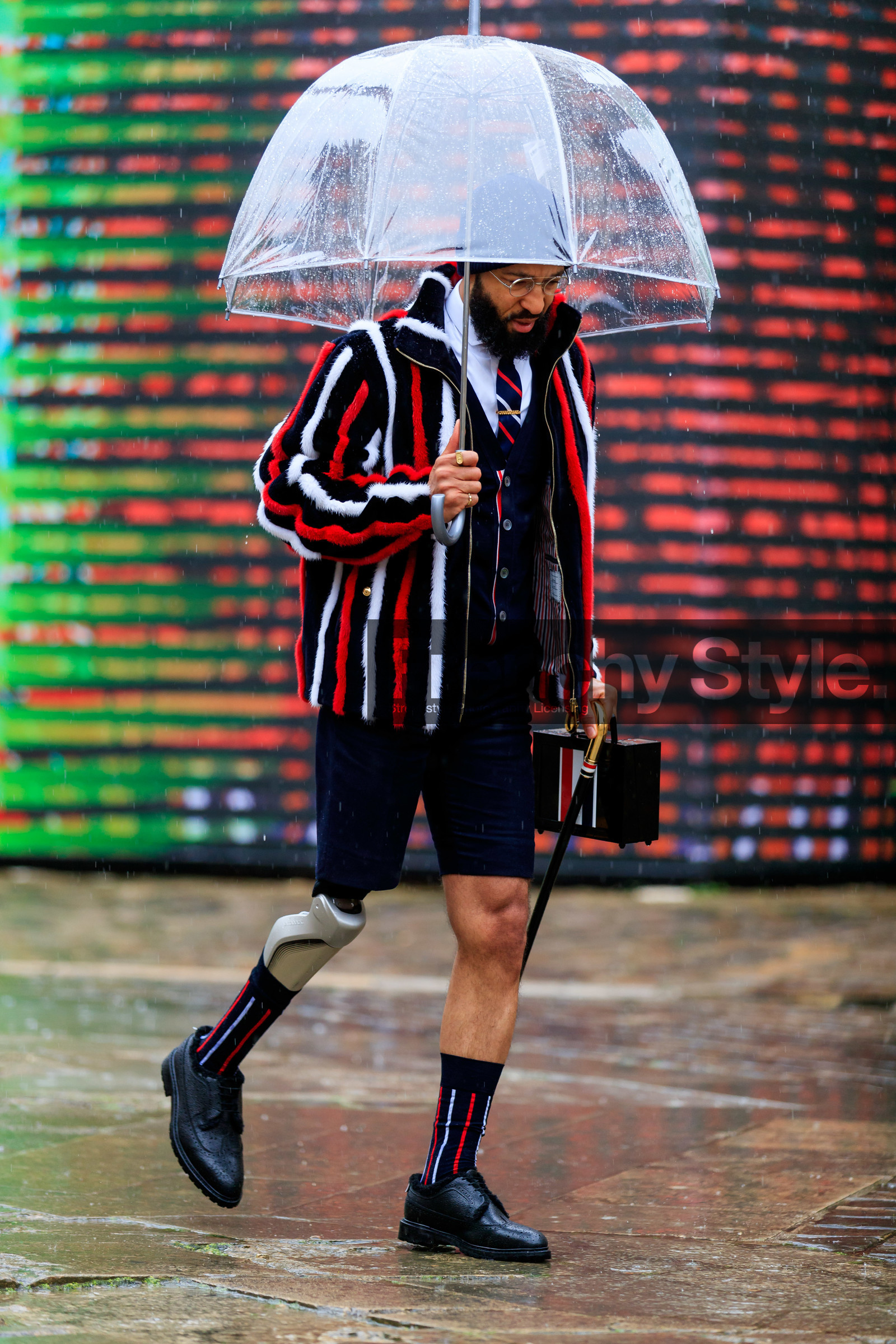 striped coat, striped socks, striped tie, fur coat, red coat, white coat, navy blue coat, navy blue bermuda shorts, navy blue jacket, navy blue tie, red socks, white socks, black leather derbie, white shirt, striped bag, box bag, hand bag, red leather bag, white leather bag, navy blue leather bag, thom browne bag, thom browne coat, thom browne shorts, thom browne socks, thom browne shoes, thom browne look, thom browne jacket, thom browne skirt, thom browne shirt, sheer umbrella, fashion week, frenchystyle, FW, jonathan paciullo, street style, PFW, PARIS, vertical, full length