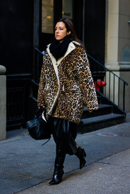 leopard print coat, animal print coat, animal print look, black leather boots, leather boots, black skirt, leather skirt, black handbag, black leather bag, black scarf, fashion week, frenchystyle, FW, jonathan paciullo, street style, NYFW, NEW YORK, AUTUMN WINTER 2022-2023, FALL WINTER 2022_2023, FW 22-23, vertical, full length