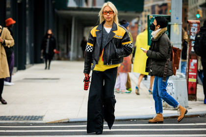 details, miu miu jacket, black biker jacket, biker jacket, leather biker jacket, bomber jacket, muticolor jumper, silver choker, ottolinger bag, red mini bag, car race jacket, sunglasses, flared pants, black pants, vanessa hong, street style, jonathan paciullo, FW, frenchystyle, fashion week, NYFW, NEW YORK, AUTUMN WINTER 2022-2023, FALL WINTER 2022_2023, FW 22-23, atmosphere details, horizontal, full length