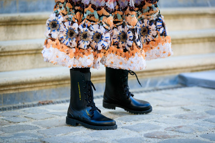 black shoes, christian dior, embroidered skirt, embroideries, floral, flowers, graphic skirt, leather shoes, multicolor skirt, printed skirt, rain boots, fashion week, frenchystyle, FW, jonathan paciullo, street style, PFW, PARIS, AUTUMN WINTER 2019-2020, AW 19-20, FALL WINTER 2019-2020, FW 19-20, horizontal, atmosphere details, detail