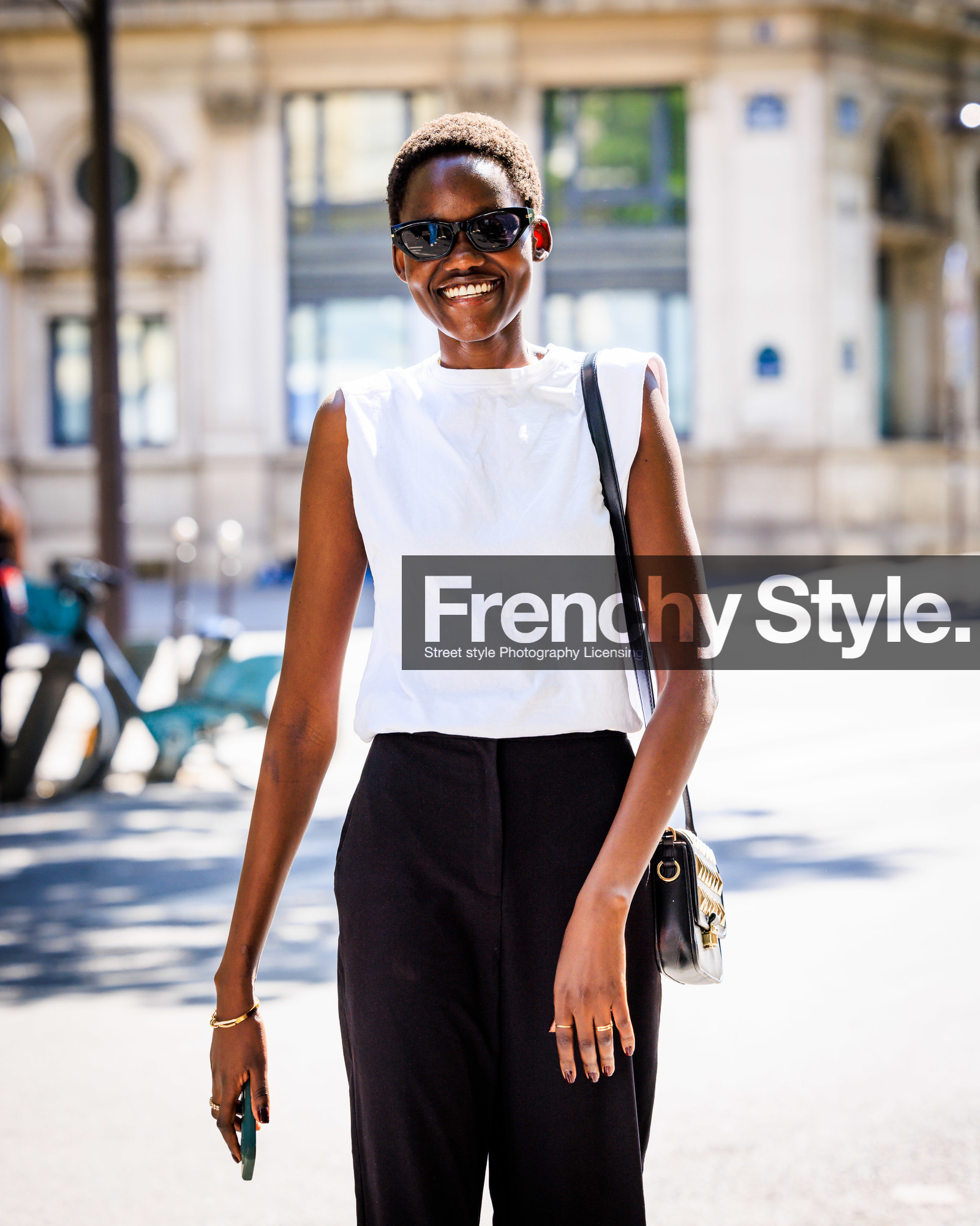 fashion week, frenchystyle, FW, jonathan paciullo, street style, PFW, PARIS, FW 23-24, FALL WINTER 2023-2024, AUTUMN WINTER 2023-2024, HAUTE COUTURE, vertical, atmosphere details, detail