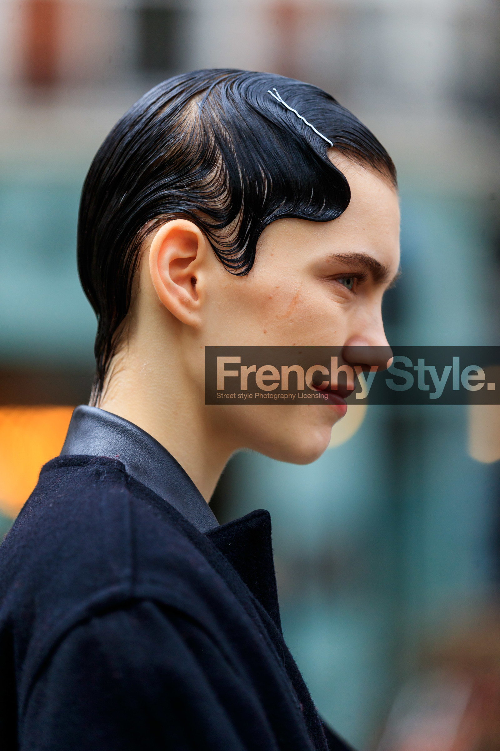 model, hair details, hair clip, make up, make up details, nude make up, close up detail, fashion week, frenchystyle, FW, jonathan paciullo, street style, LFW, LONDON, AUTUMN WINTER 2020-2021, FALL WINTER 2020-2021, FW 20-21, vertical, atmosphere details, detail