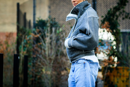 atmosphere details, AUTUMN WINTER 2017-2018, AW 17-18, blue denim, denim pants, detail, FALL WINTER 2017-2018, fashion week, frenchystyle, FW, FW 17-18, grey jacket, horizontal, jeans, jonathan paciullo, leather jacket, LFW, LONDON, natalie hartley, street style, trousers