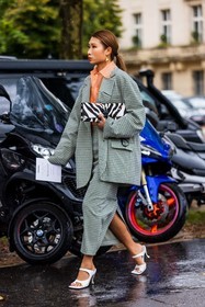 animal print, bag, black and white bag, blazer, check, green blazer, long skirt, orange shirt, oversize blazer, pants, printed bag, printed blazer, printed skirt, Rosana Lai, sandals, shirt, skirt, suits, tartan print, white sandals, zebra print, fashion week, frenchystyle, FW, jonathan paciullo, street style, PFW, PARIS, SPRING SUMMER 2022, SS 22, vertical, full length