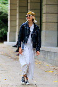 black leather jacket, black leather perfecto, white dress, long dress, bandana, bandana scarf, hair scarf, sheer sunglasses, round shape glasses, round shape sunglasses, converse shoes, black shoes, black sneackers, fashion week, frenchystyle, FW, jonathan paciullo, street style, PFW, PARIS, AUTUMN WINTER 2021-2022, FALL WINTER 2021-2022, FW 21-22, vertical, full length, model