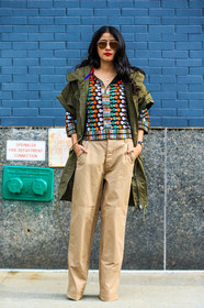 AUTUMN WINTER 2016-2017, AW 16-17, beige pants, cargo pants, denni elias, embroidered top, embroideries, fashion week, frenchystyle, full length, FW, FW 16-17, jonathan paciullo, kaki jacket, NEW YORK, NYFW, printed top, street style, sunglasses, vertical, wide pants, woman