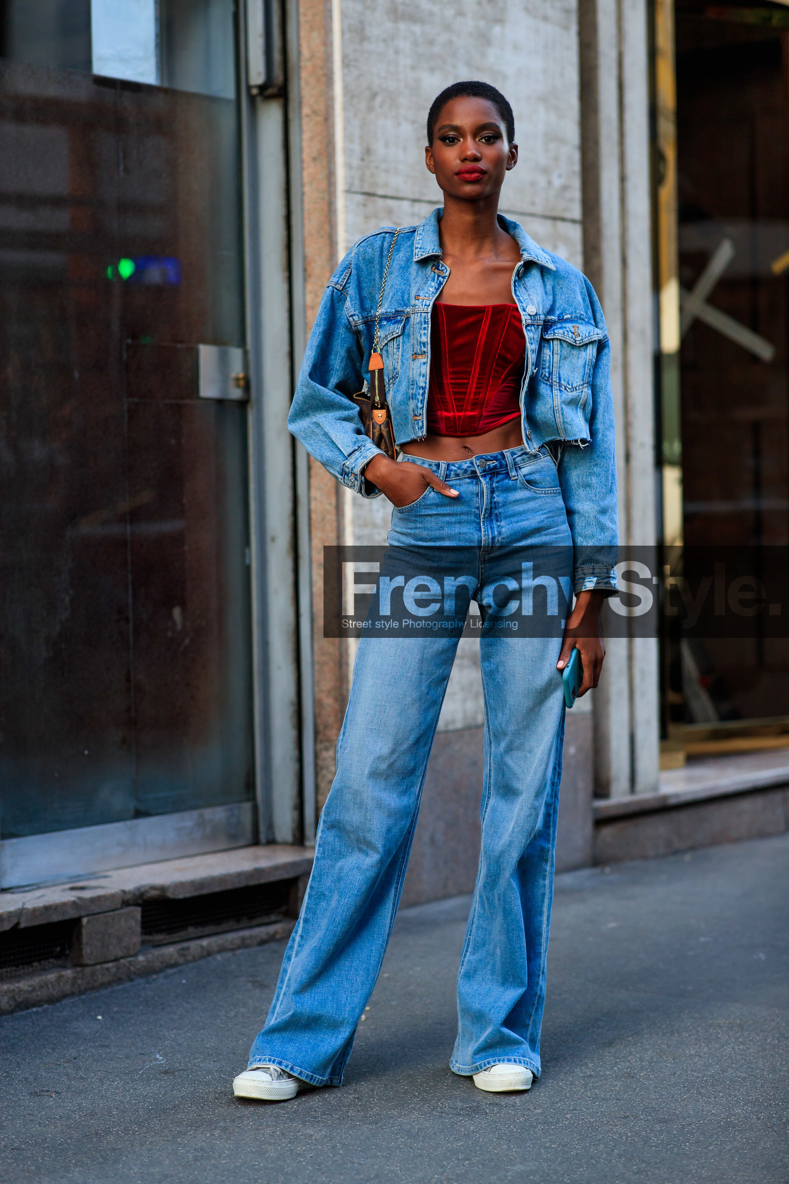 denim, denim jacket, denim total look, cropped jacket, flare jeans, light blue jacket, light blue jeans, velvet top, strapless top, cropped top, street style, jonathan paciullo, FW, frenchystyle, fashion week, MFW, MILAN, SPRING SUMMER 2021, SS 21, vertical, full length, model