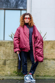 AUTUMN WINTER 2017-2018, AW 17-18, black and white shoes, black denim, black sneakers, bomber jacket, denim pants, FALL WINTER 2017-2018, fashion week, frenchystyle, full length, FW, FW 17-18, jeans, jonathan paciullo, leather shoes, oversize, PARIS, PFW, red jacket, street style, sunglasses, trousers, vertical, vêtements