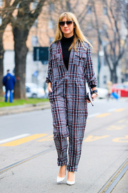 AUTUMN WINTER 2017-2018, AW 17-18, black sweater, check jumpsuit, FALL WINTER 2017-2018, fashion week, frenchystyle, full length, FW, FW 17-18, graphic jumpsuit, high heels, jonathan paciullo, leather shoes, lisa aiken, MFW, MILAN, plaid, printed jumpsuit, street style, sunglasses, trousers, vertical, white shoes