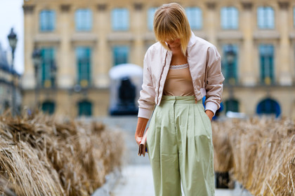 atmosphere details, AUTUMN WINTER 2016-2017, AW 16-17, beige top, bomber jacket, detail, FALL WINTER 2016-2017, fashion week, frenchystyle, FW, FW 16-17, green pants, HAUTE COUTURE, high waist, horizontal, jonathan paciullo, MENSWEAR, PARIS, PFW, pink jacket, pink top, street style, trousers, vika gazinskaya