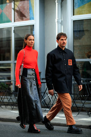 alice barbier, alice & j.s, JS roques, red pullover, turtleneck pullover, long skirt, button skirt, split skirt, polish skirt, black leather boots, black leather skirt, striped boots, red leather boots, nodaleto boots, low boots, silvered bag, metalic bag, shoulder bag, paco rabanne bag, paco rabanne skirt, PARIS, PFW, fashion week, frenchystyle, FW, jonathan paciullo, street style, SPRING SUMMER 2021, SS 21, vertical, full length