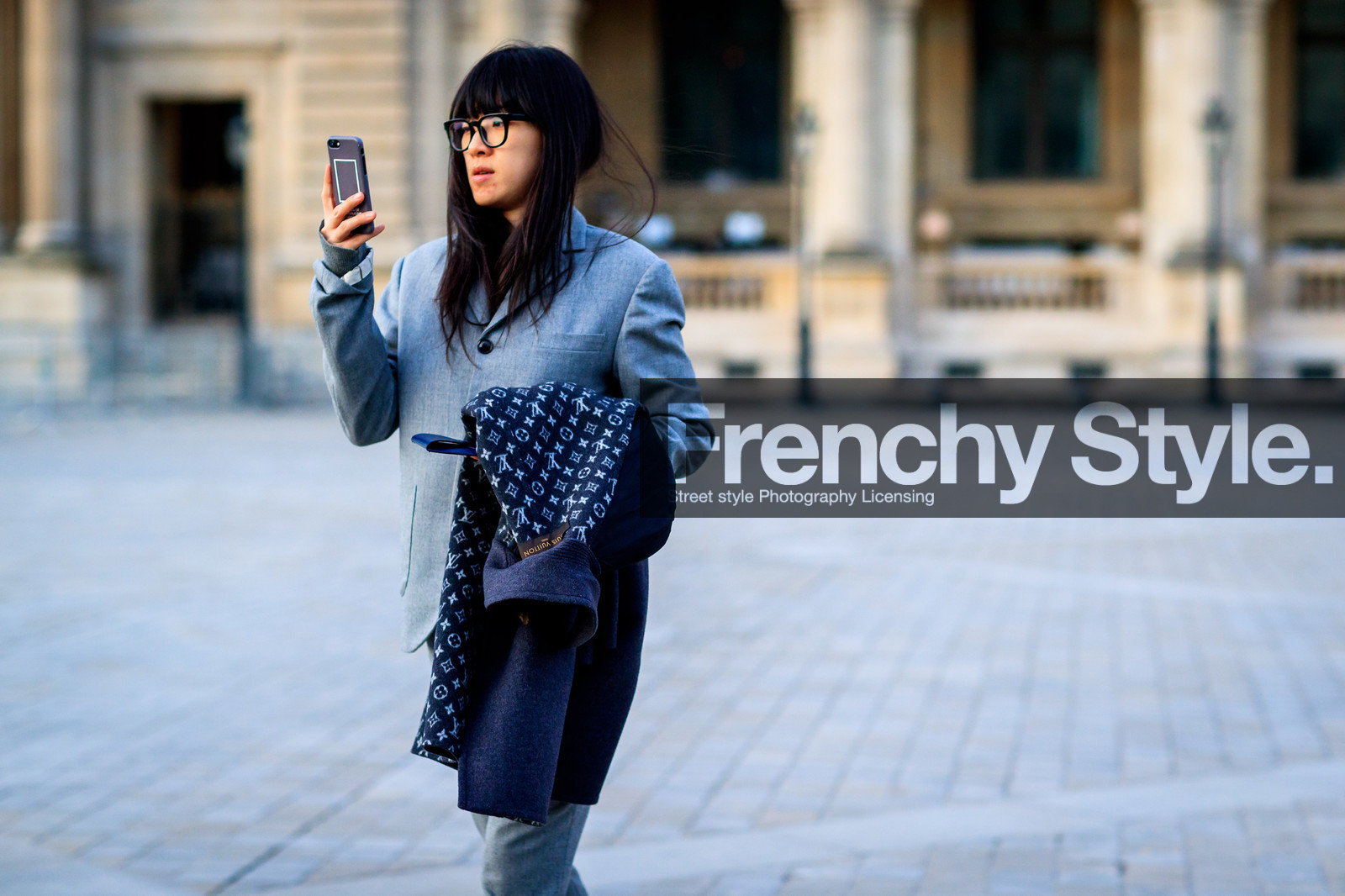 atmosphere details, AUTUMN WINTER 2017-2018, AW 17-18, blazer, detail, FALL WINTER 2017-2018, fashion week, frenchystyle, FW, FW 17-18, grey jacket, horizontal, jonathan paciullo, monogram, PARIS, PFW, street style, trousers