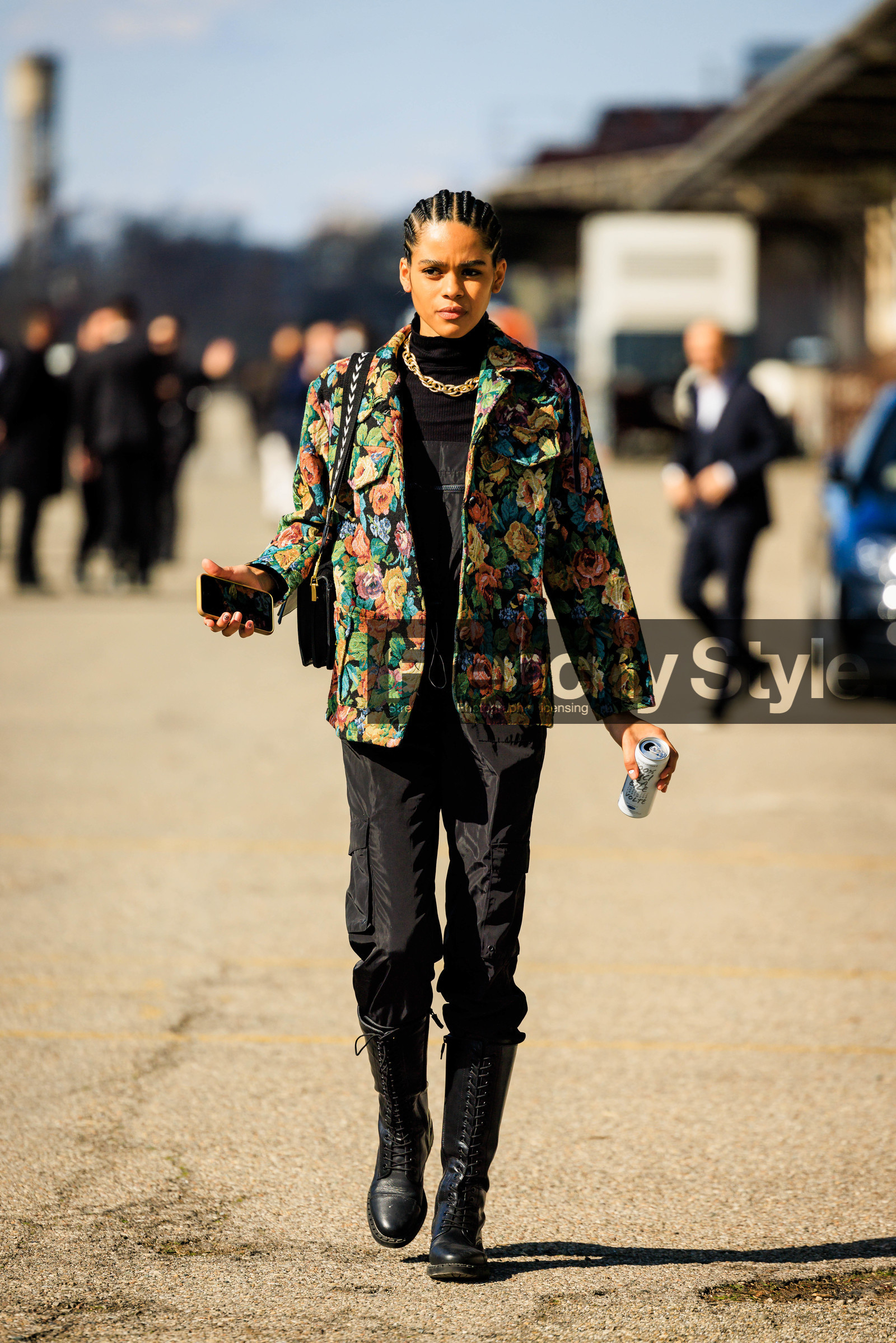 printed jacket, flowered jacket, black pants, black top, golden chain, braid, black boots, combats boots, high boots, model, fashion week, frenchystyle, FW, jonathan paciullo, street style, vertical, full length