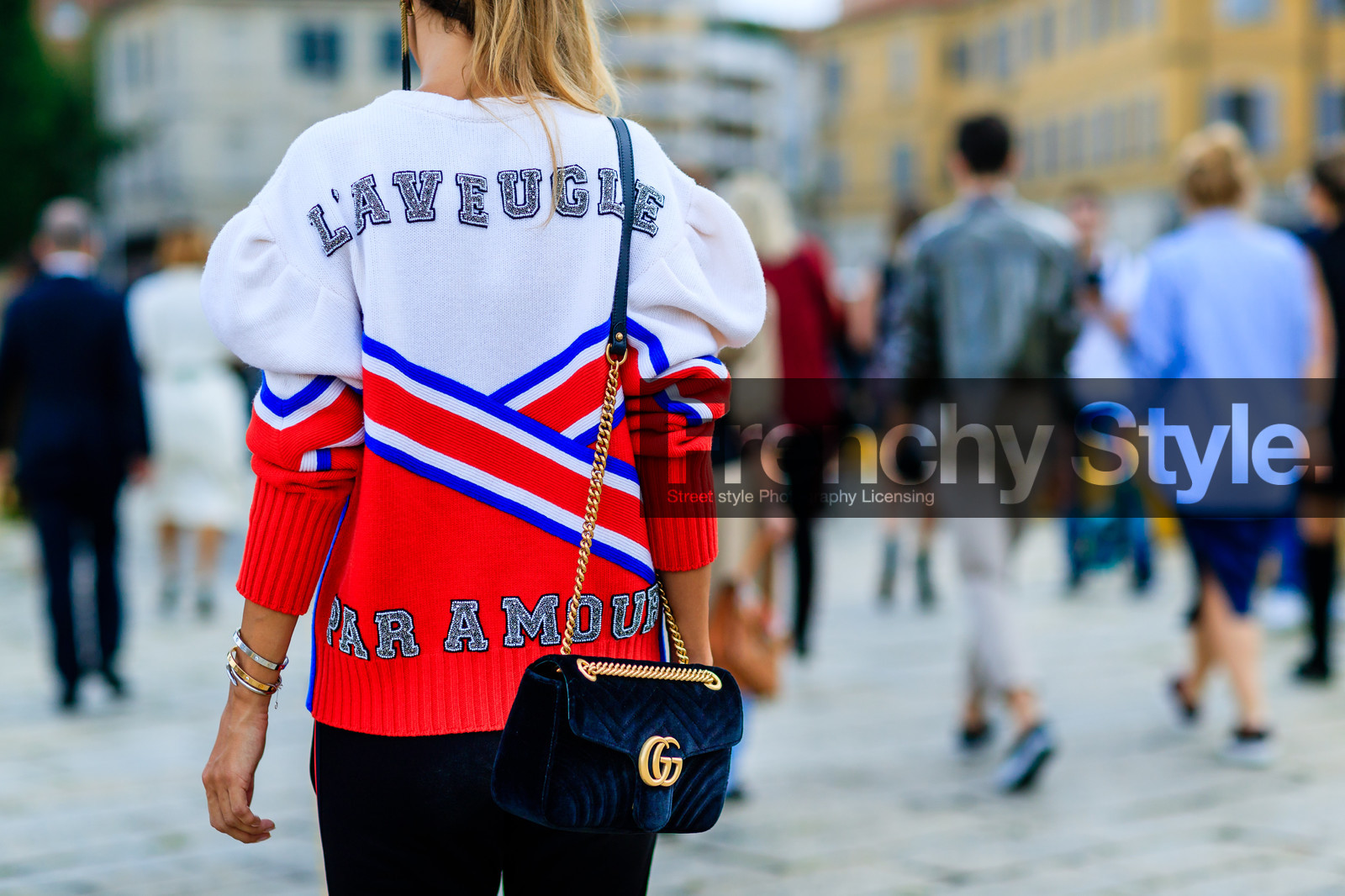 atmosphere details, back detail, black bag, bracelet, cartier, clou bracelet, detail, fashion week, frenchystyle, FW, graphic sweater, gucci, horizontal, jonathan paciullo, message, MFW, MILAN, printed sweater, red sweater, SPRING SUMMER 2017, SS 17, street style, striped sweater, trousers, velvet, white sweater