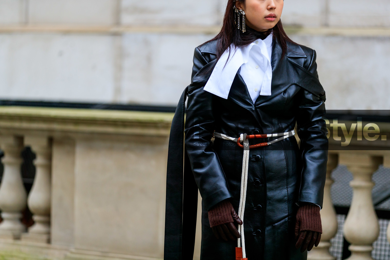black leather jacket, long jacket, white shirt, white belt, rope belt, belted jacket, diamond earrings, dangling earrings, brown leather gloves, brown gloves, fashion week, frenchystyle, FW, jonathan paciullo, street style, LFW, LONDON, AUTUMN WINTER 2020-2021, FALL WINTER 2020-2021, FW 20-21, horizontal, atmosphere details, detail