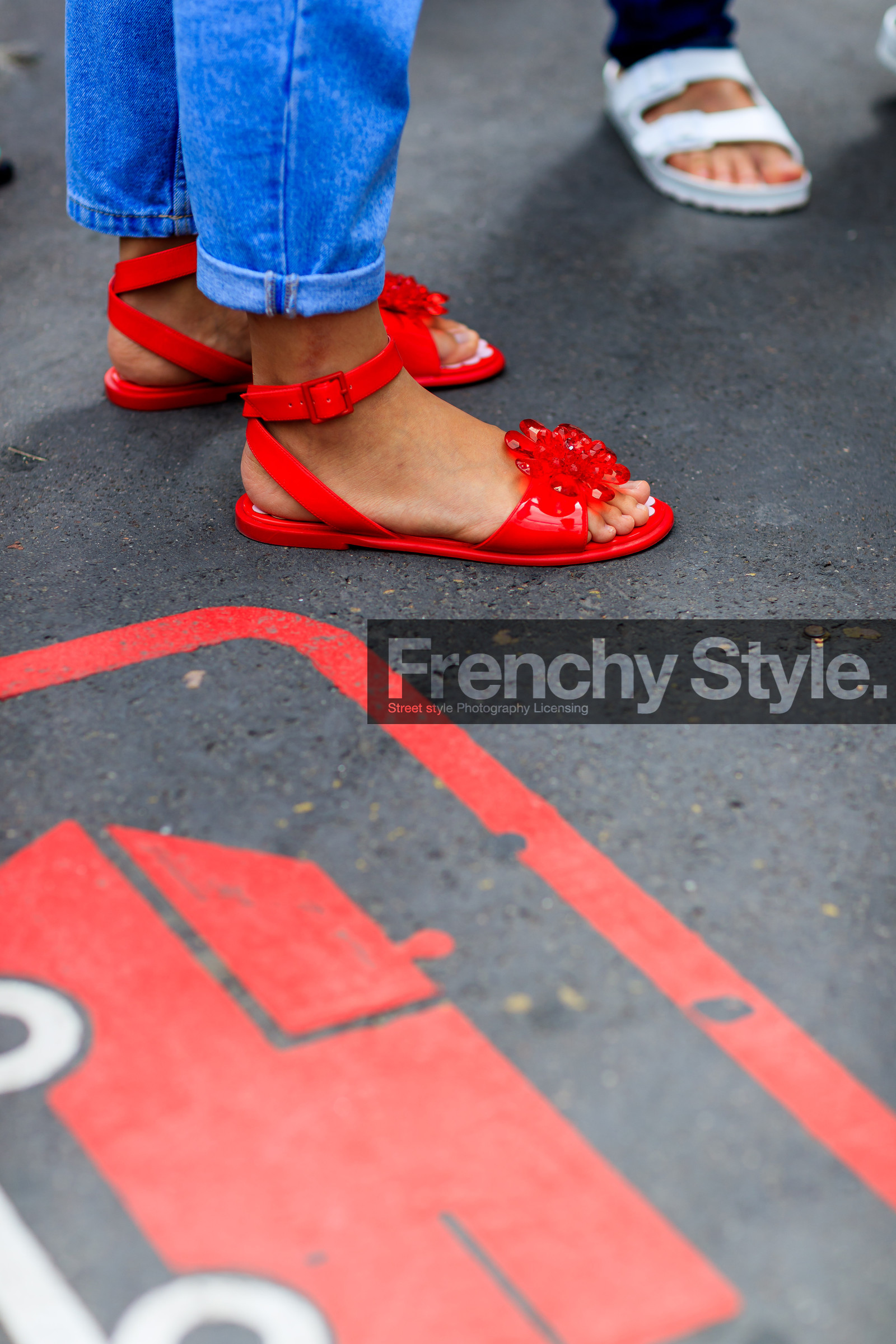 atmosphere details, blue denim, denim pants, detail, fashion week, frenchystyle, FW, jeans, jonathan paciullo, leather shoes, MENSWEAR, PARIS, PFW, red sandals, SPRING SUMMER 2018, SS 18, street style, trousers, vertical