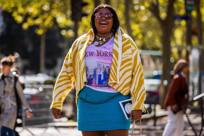 blue skirt, chanel bag, check, Gabriella Karefa-Johnson, jacket, multicolor, necklace, oversize sunglasses, pink bag, pink t-shirt, print, printed jacket, printed t-shirt, quilted bag, short skirt, silver necklace, skirt, sunglasses, t-shirt, yellow jacket, zebra, fashion week, frenchystyle, FW, jonathan paciullo, street style, PFW, PARIS, SPRING SUMMER 2022, SS 22, horizontal, atmosphere details