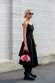 caro daur, prada total look, prada sunglasses, prada bag, prada shoes, prada dress, black dress, sleeveless dress, strapless dress, long dress, black leather boots, laced boots, big sole boots, black sunglasses, butterfly sunglasses, red leather bag, bowling bag, hand bag, white leather bag, ankle bag, mini bag, fashion week, frenchystyle, FW, jonathan paciullo, street style, MFW, MILAN, SPRING SUMMER 2020, SS 20