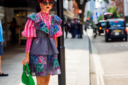 Eve Lily, print, flower dress, flowered dress, plaid shirt, ruffles, handbag, green, pink, sunglasses, earrings, necklace, fashion week, frenchystyle, FW, jonathan paciullo, street style, SPRING SUMMER 2022, SS 22, LFW, LONDON, horizontal, atmosphere details, detail