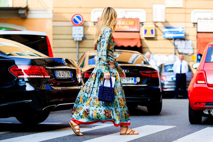 animal print, blue bag, blue dress, brown sandals, floral, flowers, graphic dress, gucci, leather bag, leather shoes, multicolor dress, printed dress, turquoise, fashion week, frenchystyle, FW, jonathan paciullo, street style, MFW, MILAN, SPRING SUMMER 2019, SS 19, atmosphere details, horizontal, full length