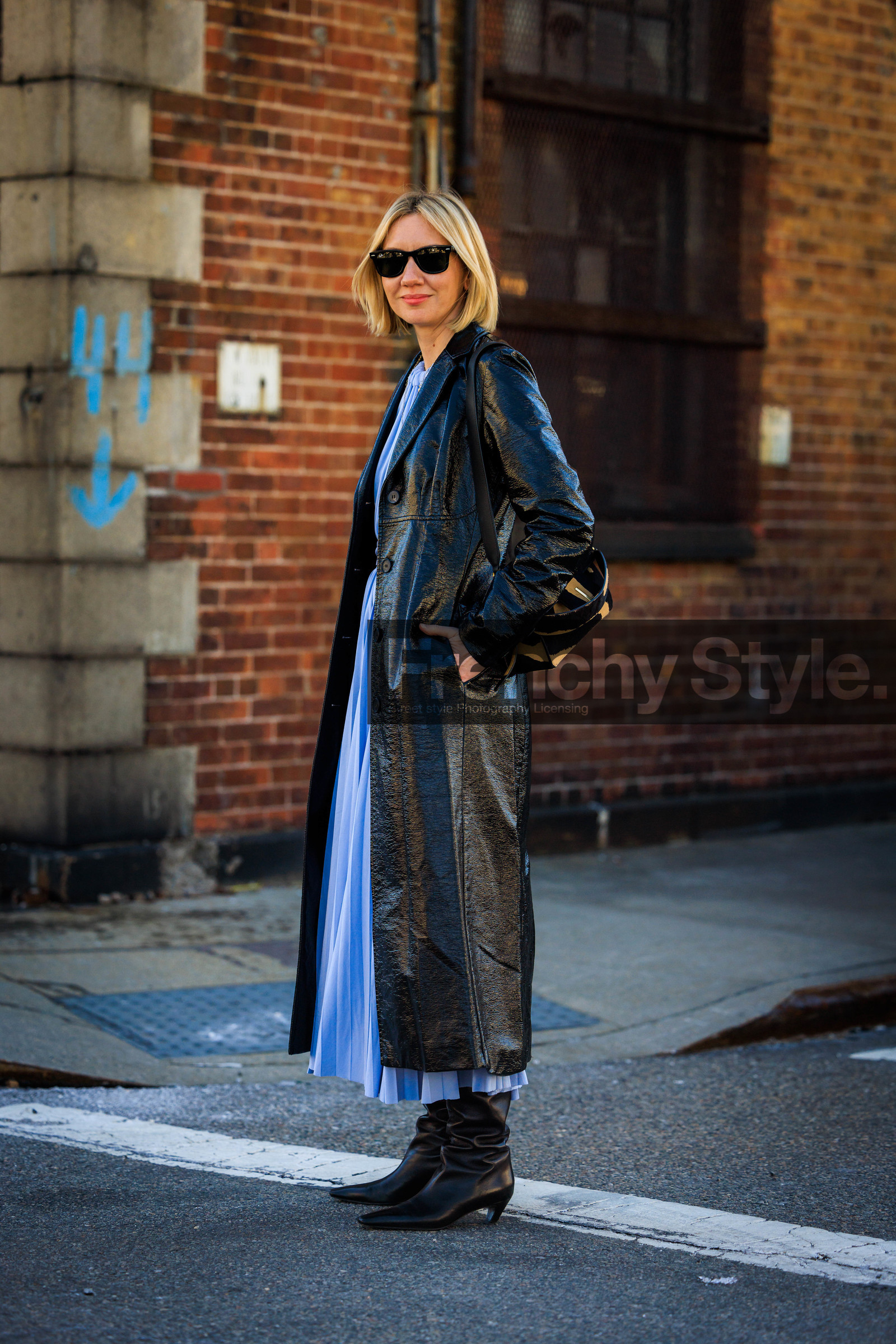 black sunglasses, black trench, pattent trenchcoat, long trench coat, animal print handbag, leather handbag, black boots, leather boots, blue longdress, pleated longdress, lisa aiken, street style, jonathan paciullo, FW, frenchystyle, fashion week, NYFW, NEW YORK, AUTUMN WINTER 2022-2023, FALL WINTER 2022_2023, FW 22-23, vertical, full length