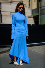 blue dress, céline, high heels, leather shoes, sunglasses, white shoes, fashion week, frenchystyle, FW, jonathan paciullo, street style, PFW, PARIS, vertical, full length, AUTUMN WINTER 2018-2019, FALL WINTER 2018-2019, FW 18-19, Christine Centenera