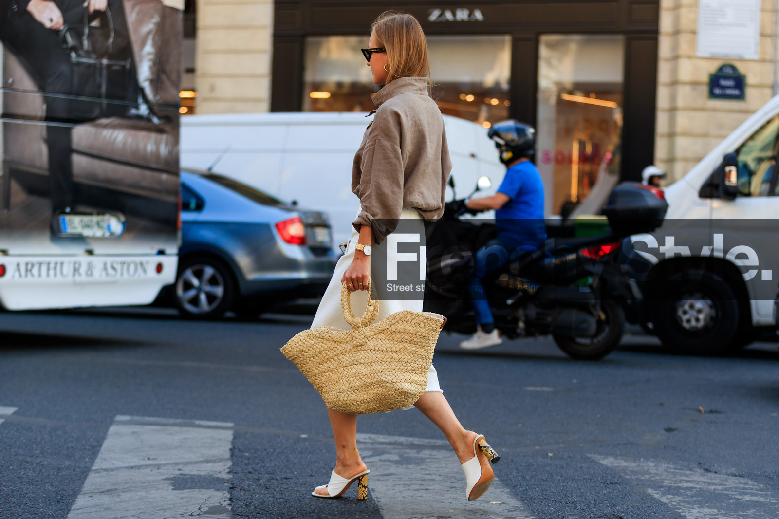 basket, brown shirt, céline, high heels, leather bag, leather shoes, sunglasses, white shoes, white skirt, fashion week, frenchystyle, FW, jonathan paciullo, street style, PFW, PARIS, atmosphere details, horizontal, full length, AUTUMN WINTER 2018-2019, FALL WINTER 2018-2019, FW 18-19
