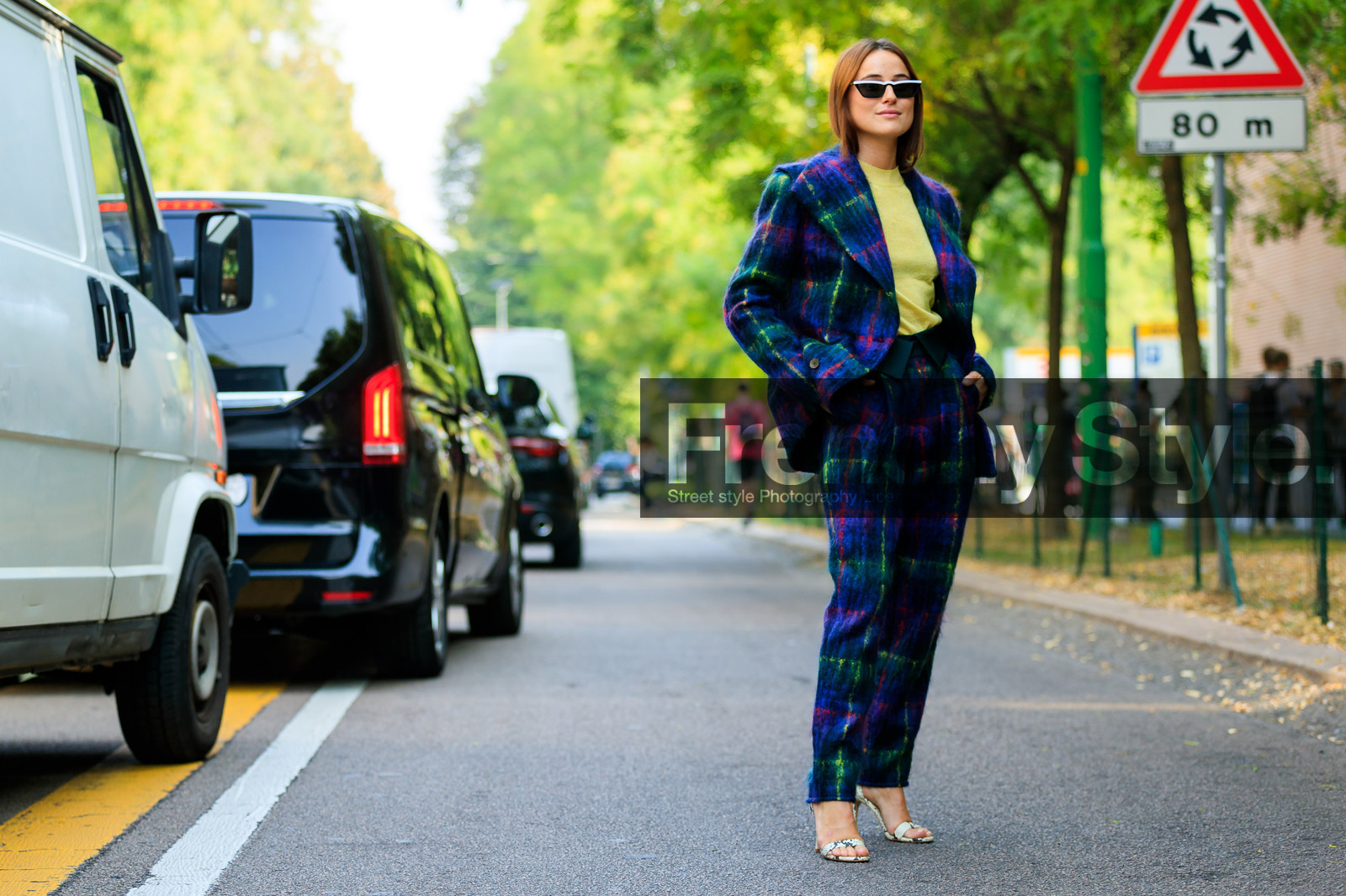 blazer, blue jacket, blue pants, blue suit, checked, checked suit, graphic jacket, graphic pants, graphic suit, high heels, leather shoes, lena lademann, plaid, printed jacket, printed pants, printed suit, sunglasses, trousers, yellow sweater, street style, jonathan paciullo, FW, frenchystyle, fashion week, MFW, MILAN, SPRING SUMMER 2019, SS 19, atmosphere details, horizontal, full length