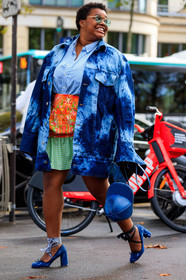 gabriella karefa johnson, tie and dye jacket, tie and dye shoes, denim, denim jacket, denim shoes, blue jacket, blue shoes, blue ballerina, denim ballerina, ballerina shoes, high heels shoes, high heels ballerina, laced shoes, laced ballerina, light blue shirt, striped shirt, vichy printed skirt, light green skirt, checked skirt, mini skirt, red skirt, cachemere printed skirt, j w anderson bag, blue leather bag, blue cap, PARIS, PFW, SPRING SUMMER 2020, SS 20, fashion week, frenchystyle, FW, jonathan paciullo, street style, vertical, full length