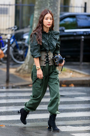 kaki shirt, kaki pants, military look, ruffle shirt, carrot pants, miu miu shirt, miu miu look, miu miu belt, miu miu pants, miu miu shoes, checked belt, beige belt, laced belt, corset belt, multi pocket pants, round shape sunglasses, metalic frame sunglasses, golden watch, rolex watch, black suede boots, high heels boots, low boots, laced boots, strassed heels, PARIS, PFW, SPRING SUMMER 2020, SS 20, fashion week, frenchystyle, FW, jonathan paciullo, street style, vertical, full length