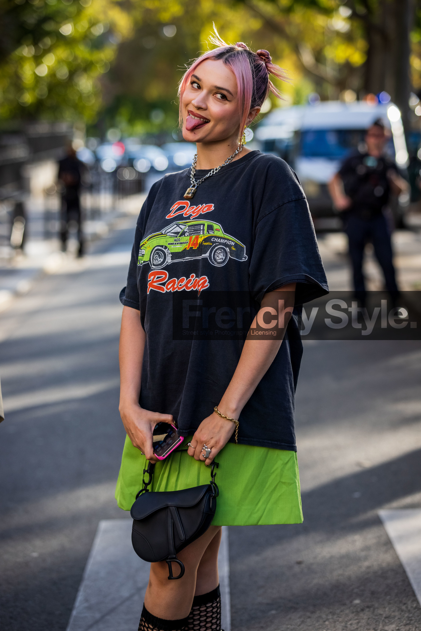 bag, black bag, black t-shirt, bracelet, chain necklace, dior bag, green skirt, leather bag, Lolo Zouai, necklace, pink hair, pleated skirt, printed t-shirt, saddle bag, skirt, t-shirt, vintage t-shirt, street style, jonathan paciullo, FW, frenchystyle, fashion week, PFW, PARIS, SPRING SUMMER 2022, SS 22, vertical, atmosphere details