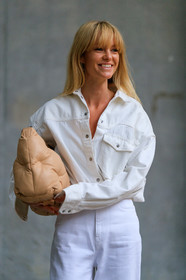 jeanette madsen, white total look, white shirt, white jeans, denim shirt, denim, denim total look, beige leather clutch, margiela bag, quilted bag, loose shirt, fashion week, frenchystyle, FW, jonathan paciullo, street style, MFW, MILAN, SPRING SUMMER 2020, SS 20