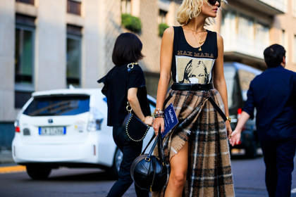 black bag, black belt, black t shirt, brown skirt, checked, graphic skirt, leather bag, leather belt, max mara, necklace, plaid, printed skirt, printed t shirt, sunglasses, tartan, viktoria rader, fashion week, frenchystyle, FW, jonathan paciullo, street style, MFW, MILAN, SPRING SUMMER 2019, SS 19, atmosphere details, horizontal, detail