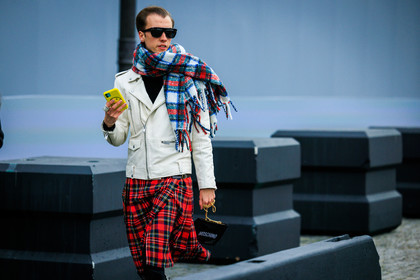 menswear, fashion week, frenchystyle, FW, jonathan paciullo, street style, PFW, PARIS, FALL WINTER 2022-2023, AUTUMN WINTER 2022-2023, FW 22-23, atmosphere details, detail, horizontal