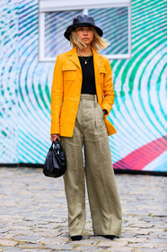 vanessa hong, black leather bag, black hat, black top, leather hat, yellow jacket, beige pants, bottega veneta bag, fashion week, frenchystyle, FW, jonathan paciullo, street style, PFW, PARIS, SPRING SUMMER 2020, SS 20, horizontal, full length