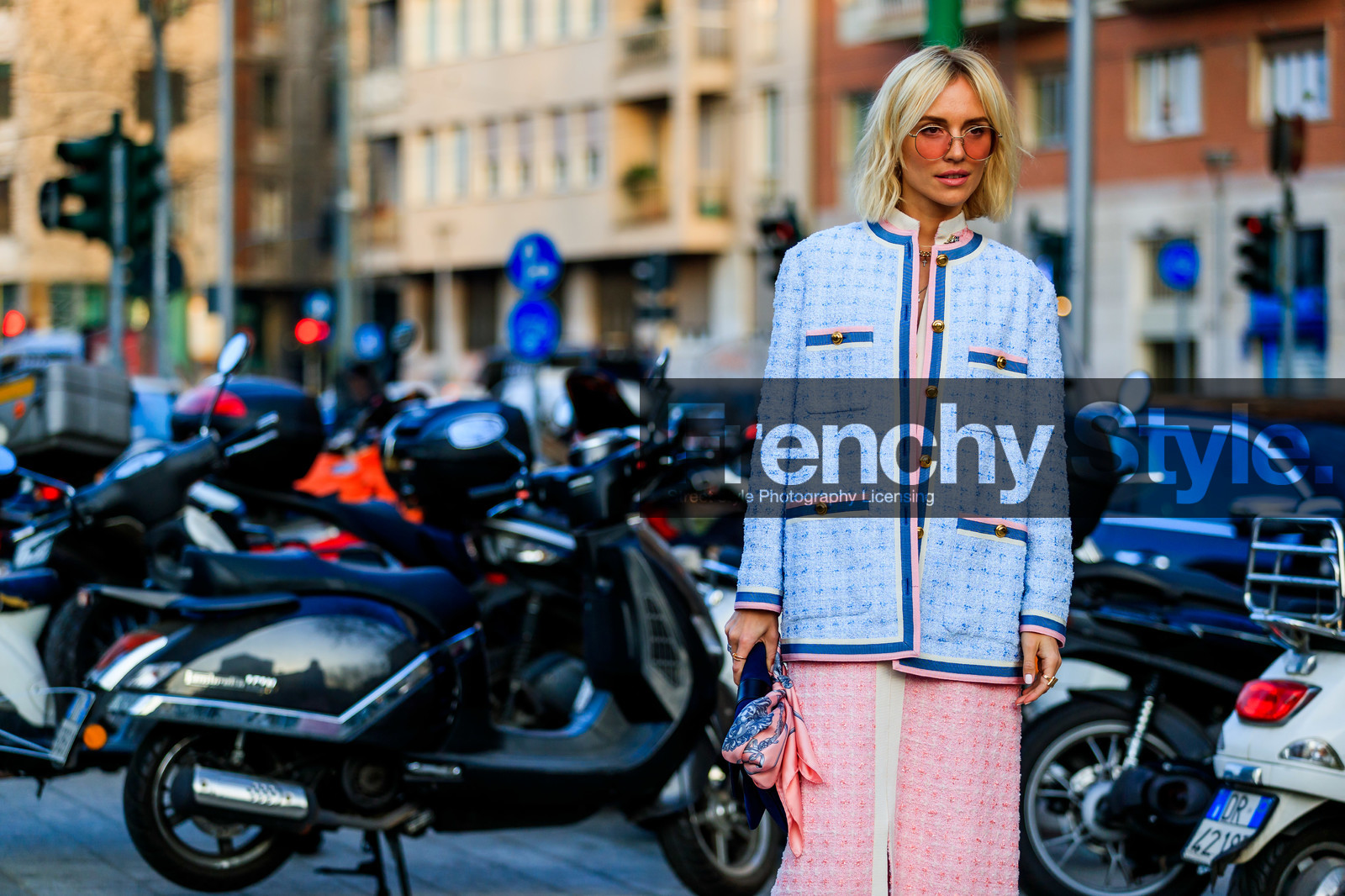 blazer, blue bag, blue jacket, checked, graphic bag, graphic dress, graphic jacket, leather bag, pink dress, pink scarf, plaid, printed bag, printed dress, printed jacket, tweed jacket, viktoria rader, fashion week, frenchystyle, FW, jonathan paciullo, street style, MFW, MILAN, AUTUMN WINTER 2019-2020, AW 19-20, FALL WINTER 2019-2020, FW 19-20, atmosphere details, detail, horizontal