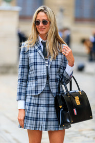 thom browne bag, navy blue jacket, navy blue skirt, grey jacket, grey skirt, checked jacket, checked skirt, mini skirt, pleated skirt, school girl look, black leather bag, thom browne jacket, thom browne look, thom browne skirt, thom browne socks, fashion week, frenchystyle, FW, jonathan paciullo, street style, PFW, PARIS, SPRING SUMMER 2020, SS 20, horizontal, atmosphere details, detail