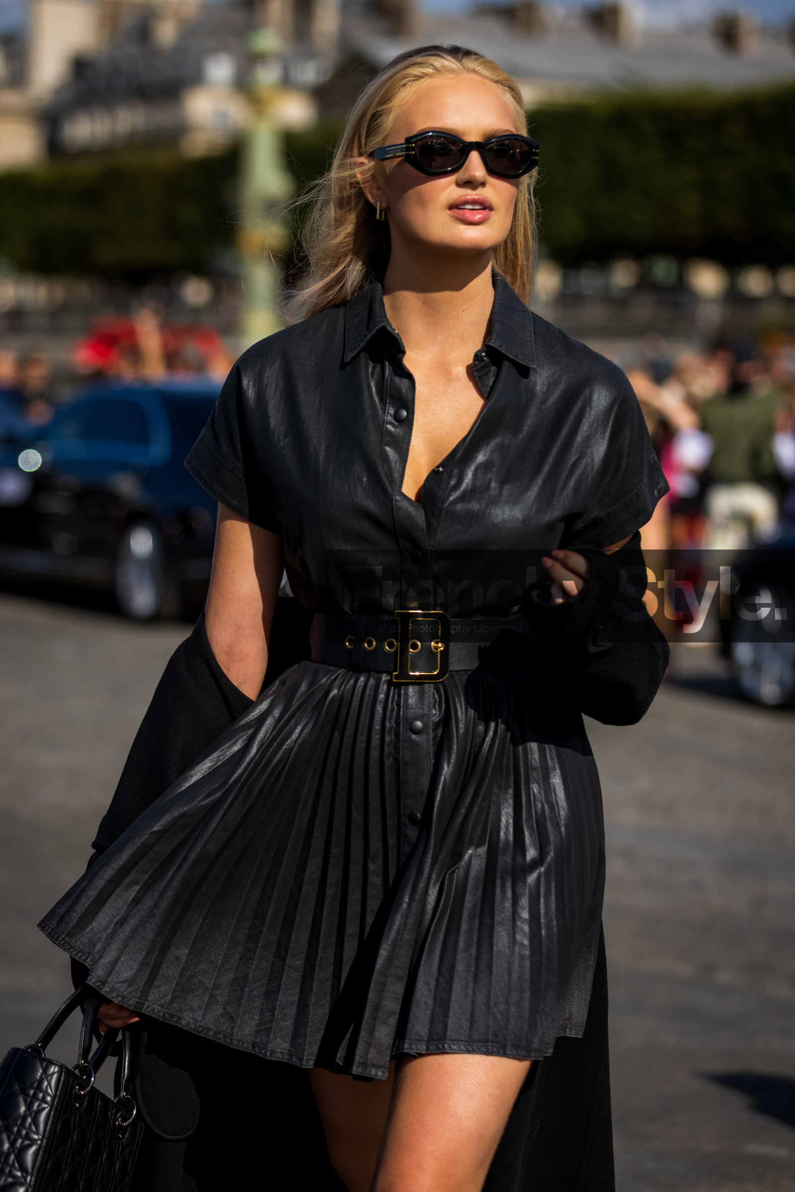 animal print, bag, beige jumpsuit, black bag, black boots, boots, curly hair, dior bag, dior look, jumpsuit, leather bag, leopard jumpsuit, leopard print, oversize sunglasses, patent boots, patent plateform, plateform boots, quilted bag, Sira Pevida, sunglasses, zipped jumpsuit, street style, jonathan paciullo, FW, frenchystyle, fashion week, PFW, PARIS, SPRING SUMMER 2022, SS 22, vertical, atmosphere details, model