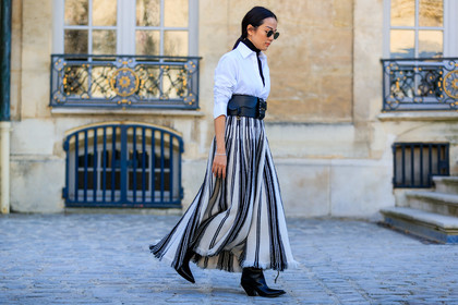 black and white, black bag, black belt, black shoes, black turtleneck, christian dior, graphic skirt, iphone, leather bag, leather belt, leather shoes, printed skirt, striped skirt, sunglasses, white shirt, white skirt, yoyo cao, fashion week, frenchystyle, FW, jonathan paciullo, street style, PFW, PARIS, AUTUMN WINTER 2019-2020, AW 19-20, FALL WINTER 2019-2020, FW 19-20, horizontal, atmosphere details, full length