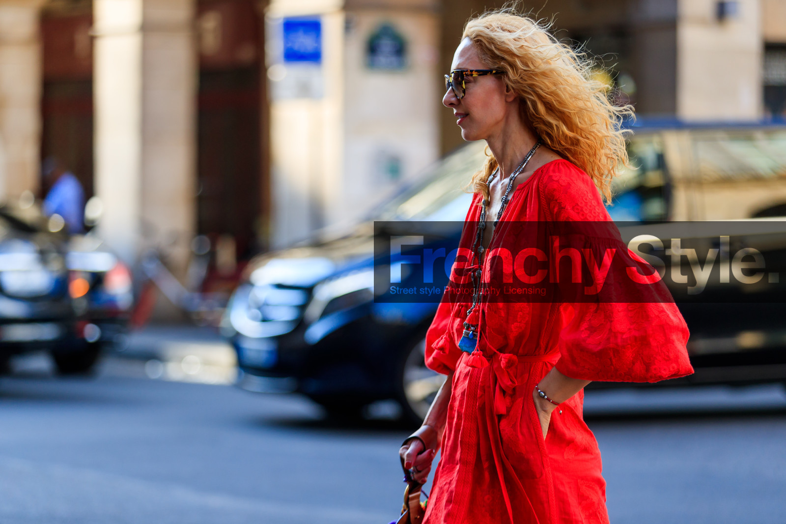 graphic dress, necklace, printed dress, red dress, sunglasses, fashion week, frenchystyle, FW, jonathan paciullo, street style, PFW, PARIS, horizontal, atmosphere details, detail, AUTUMN WINTER 2018-2019, FALL WINTER 2018-2019, FW 18-19, elina halimi