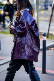 black boots, black pants, boots, coat, croco coat, facial mask, leather boots, leather coat, printed coat, purple coat, fashion week, frenchystyle, FW, jonathan paciullo, street style, PFW, PARIS, SPRING SUMMER 2022, SS 22, vertical, atmosphere details
