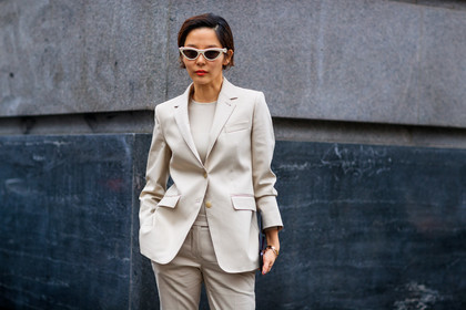 beige jacket, beige pants, beige suit, beige top, sunglasses, trousers, fashion week, frenchystyle, FW, jonathan paciullo, street style, MFW, MILAN, AUTUMN WINTER 2018-2019, FALL WINTER 2018-2019, FW 18-19, horizontal, atmosphere details
