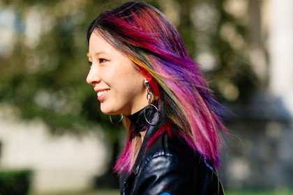 atmosphere details, black jacket, black perfecto, detail, dyed hair, earrings, fashion week, frenchystyle, FW, horizontal, irene kim, jonathan paciullo, leather jacket, leather perfecto, PARIS, PFW, pink hair, SPRING SUMMER 2017, SS 17, street style
