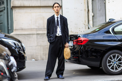 atmosphere details, black jacket, black pants, black tie, blazer, fashion week, frenchystyle, full length, FW, horizontal, jonathan paciullo, MENSWEAR, oversize, PARIS, PFW, SPRING SUMMER 2017, SS 17, street style, trousers
