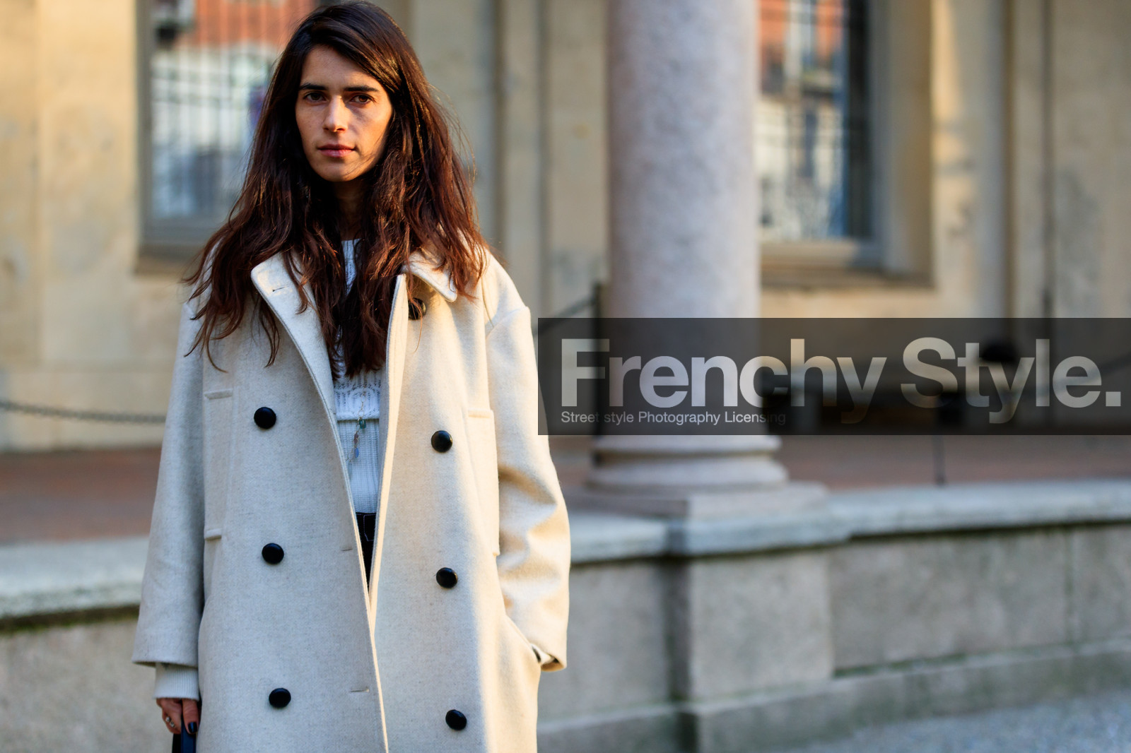 white coat, fashion week, frenchystyle, FW, jonathan paciullo, street style, MFW, MILAN, AUTUMN WINTER 2018-2019, FALL WINTER 2018-2019, FW 18-19, horizontal, atmosphere details, chiara totire