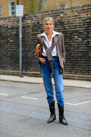 camille charriere, checked jacket, brown checked jacket, used jacket, white shirt, blue jeans, denim, brown leather boots, cowboy boots, santiag boots, fashion week, frenchystyle, FW, jonathan paciullo, street style, vertical, full length