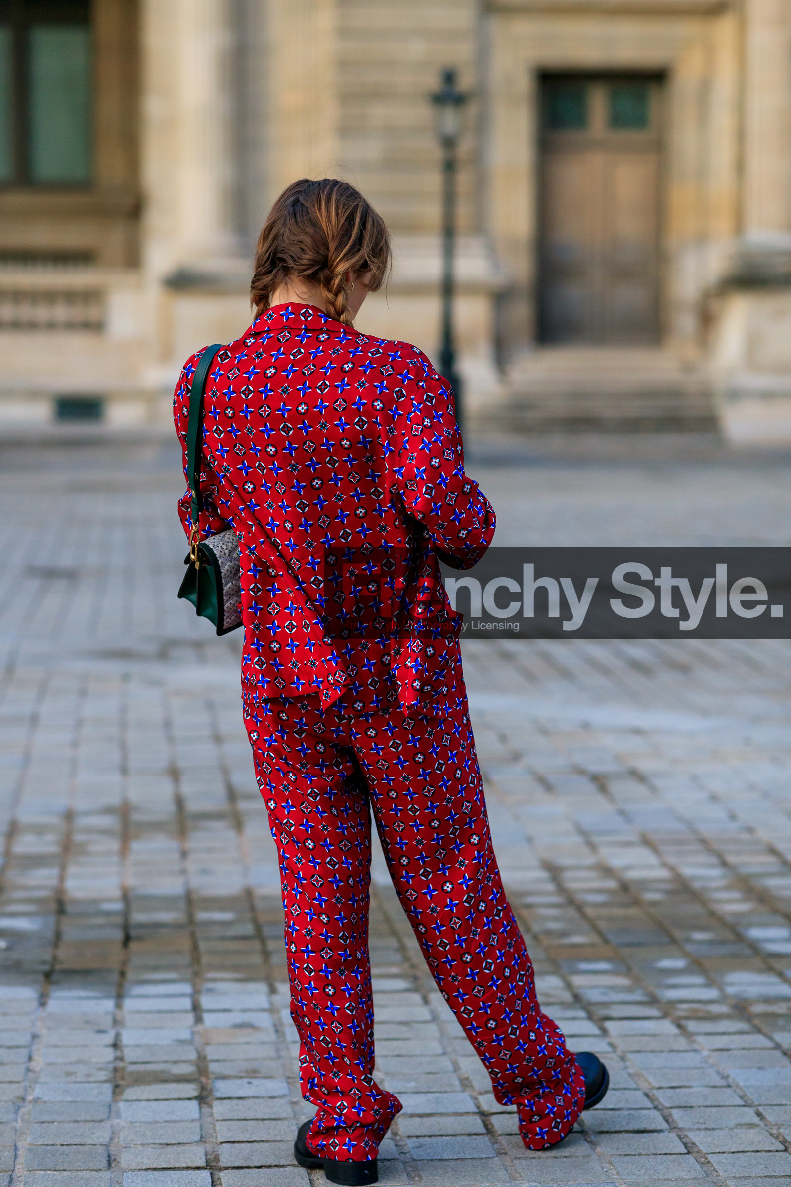 red shirt, red pants, monogrammed pants, monogrammed shirt, pyjama look, pyjama shirt, pyjama pants, monogrammed bag, louis vuitton bag, louis vuitton pants, louis vuitton shirt, louis vuitton total look, PARIS, PFW, SPRING SUMMER 2020, SS 20, fashion week, frenchystyle, FW, jonathan paciullo, street style, vertical, full length
